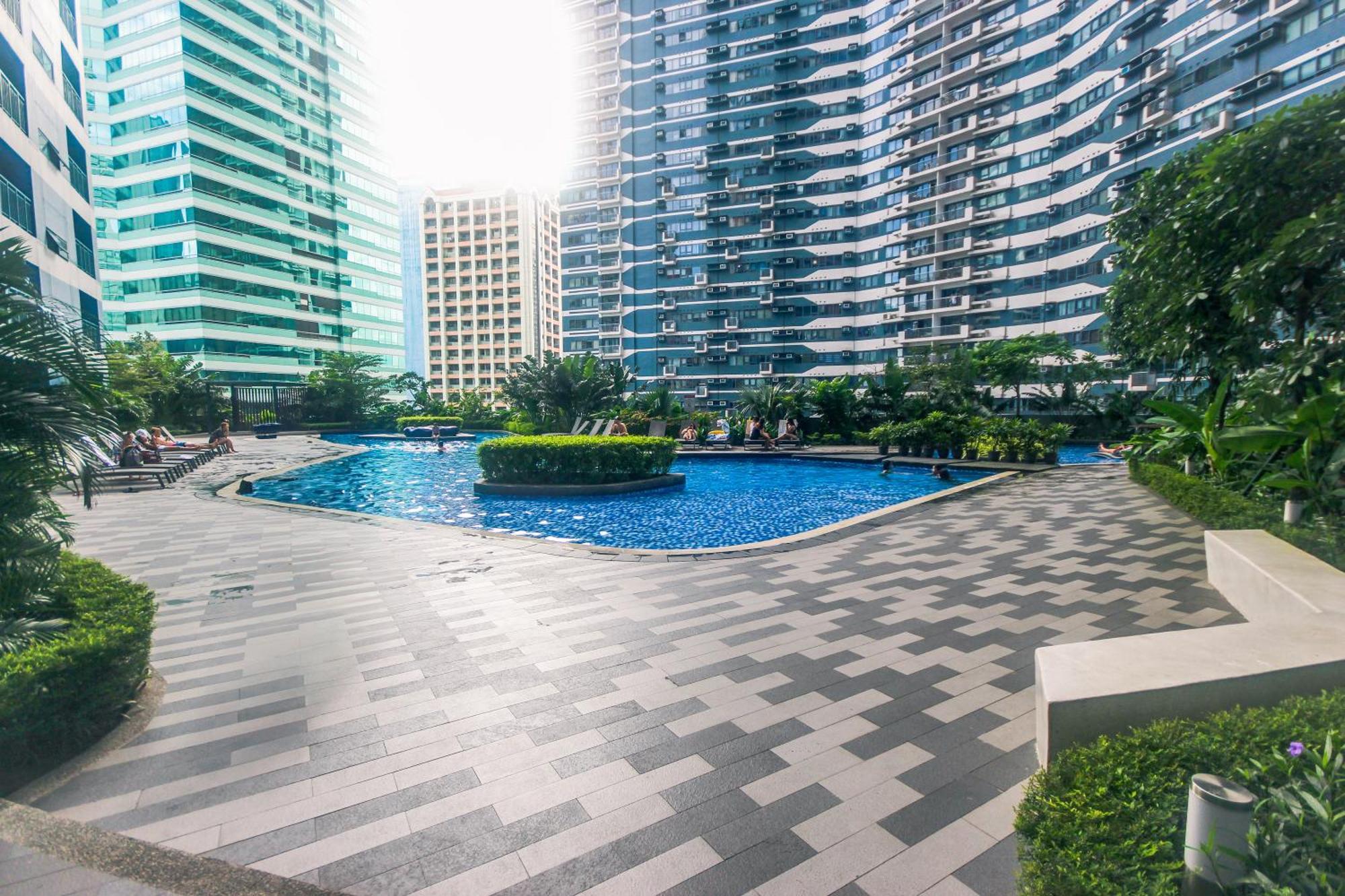 Eccentric Escape Stylish Makati Urban Swim Gym 4034 Manila