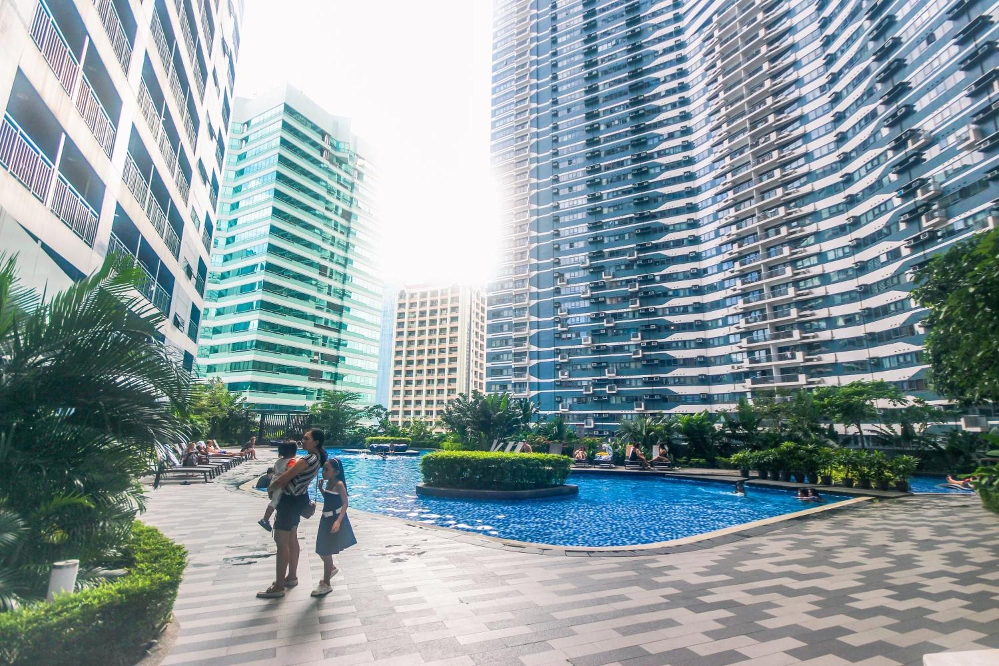 Apartment Eccentric Escape Stylish Makati Urban Swim Gym 4034