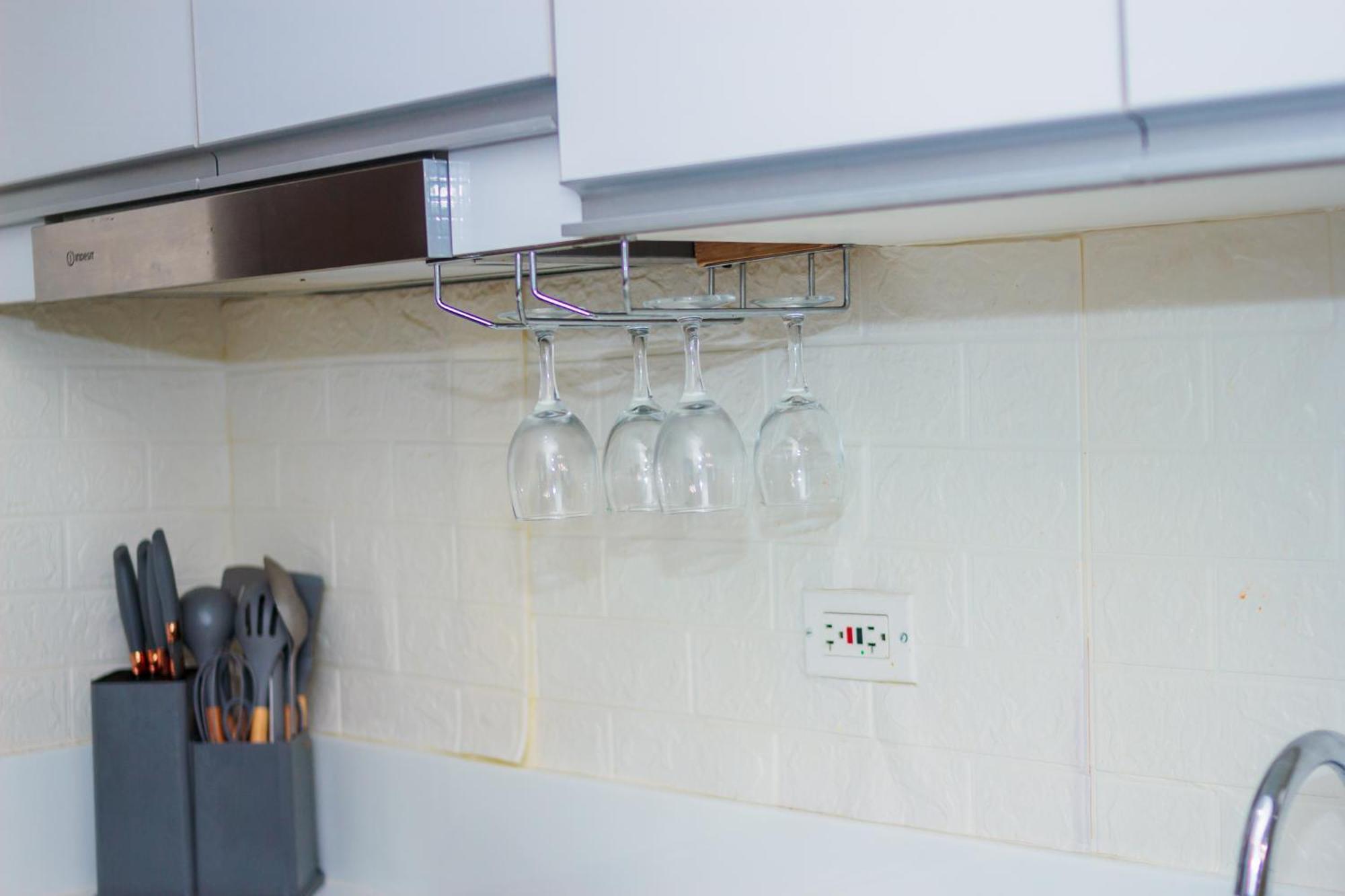 Apartment Eccentric Escape Stylish Makati Urban Swim Gym 4034 Manila
